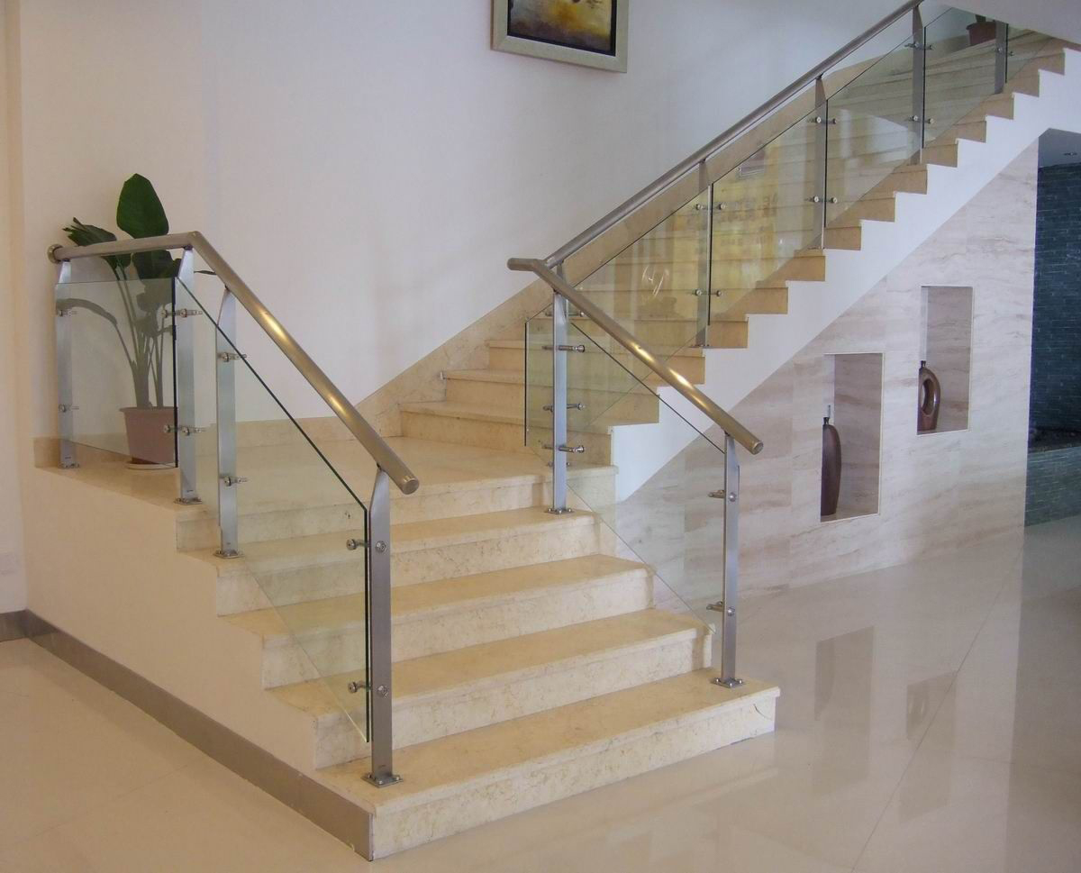 glass stair balustrade b&q				